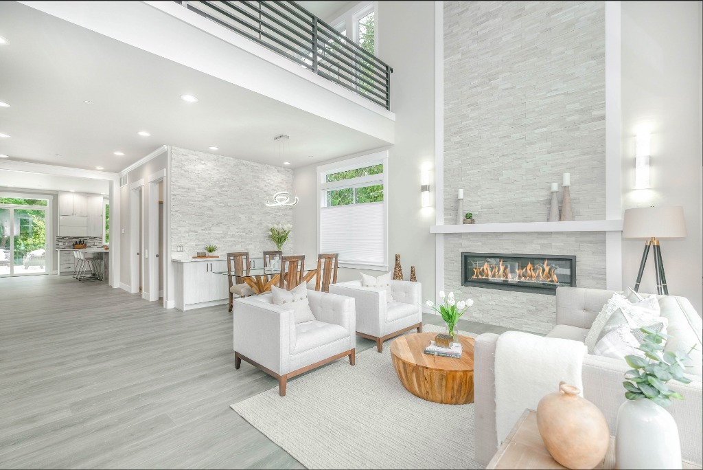 Spacious Modern Interior